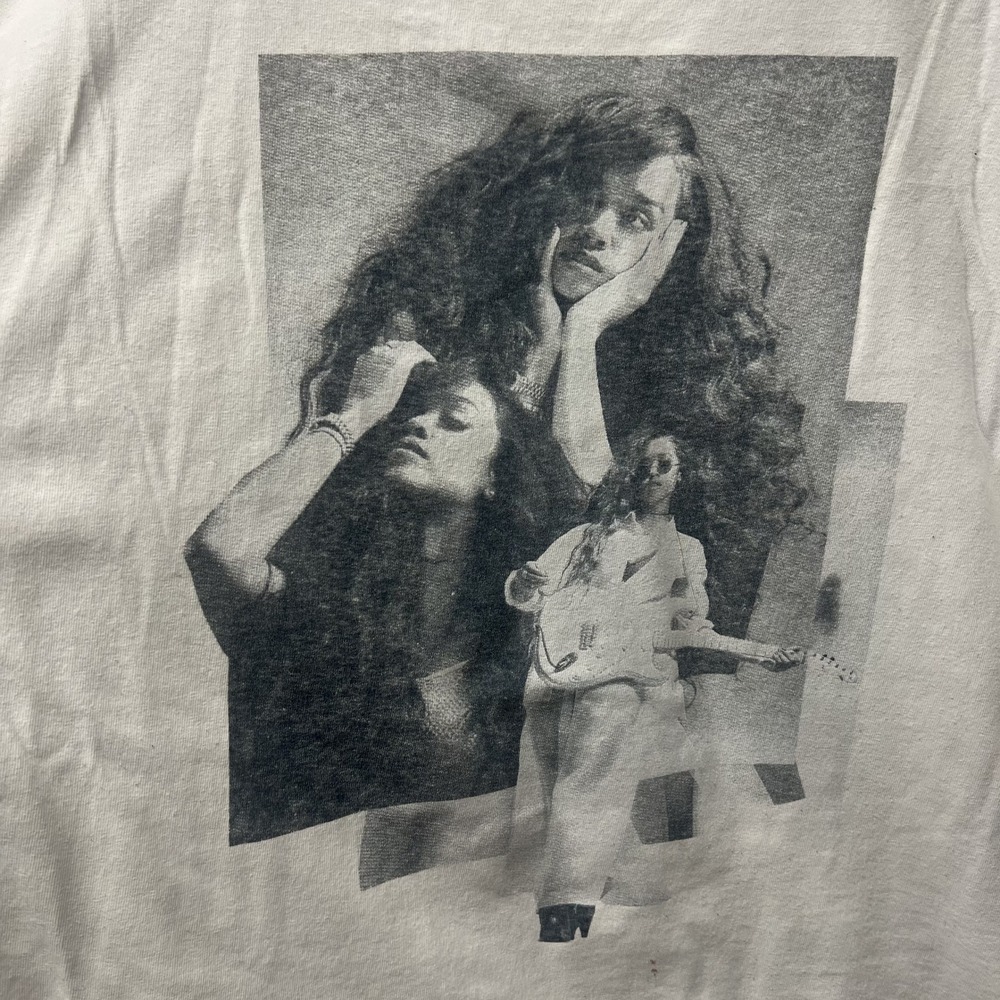 H.E.R. Graphic T-Shirt Size XL Women White Short Sleeve R&B Artist Music Tee - Picture 3 of 8